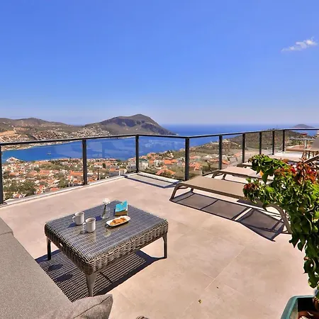 Sleeps 8 With Pool Air Con And Wifi Vila