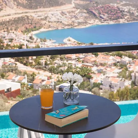 Sleeps 8 With Pool Air Con And Wifi Vila